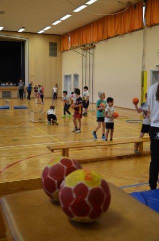 handballgrundschultag16-059